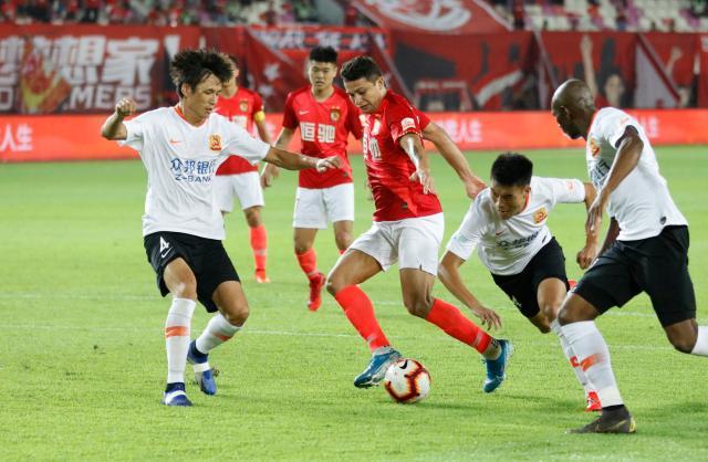 世界杯手机高清观看入口-沪媒：足协或修改中超赛程 等待国脚归队顺延一周